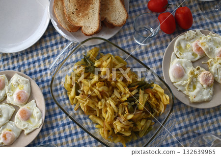 eggs as protein food with cholesterol 132639965