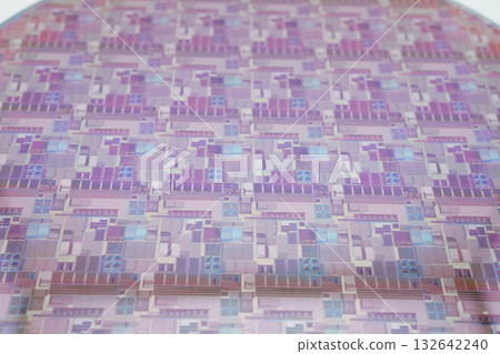 Silicon wafer for manufacturing semiconductor of integrated circuit. Silicon wafer for manufacturing semiconductor of integrated circuit. 132642240