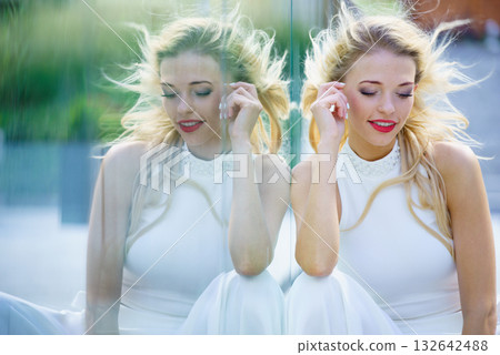 Fashionable woman in city 132642488