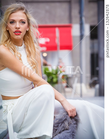Fashionable elegant blonde woman 132642878