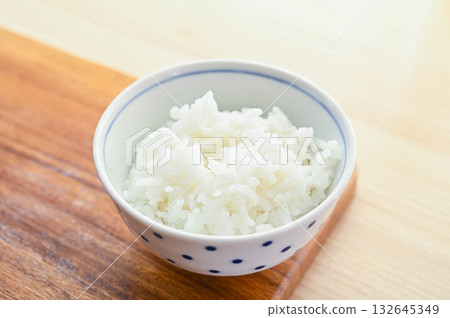 Freshly cooked rice 132645349