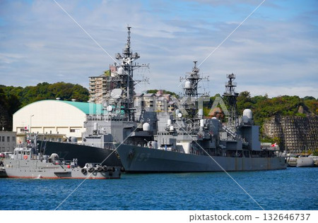 Two escort ships Two escort ships 132646737