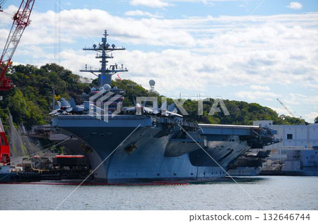 航空母艦 132646744