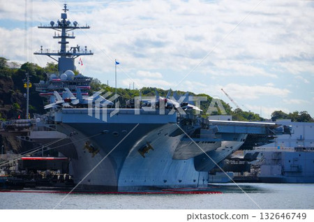航空母艦 航空母艦 132646749