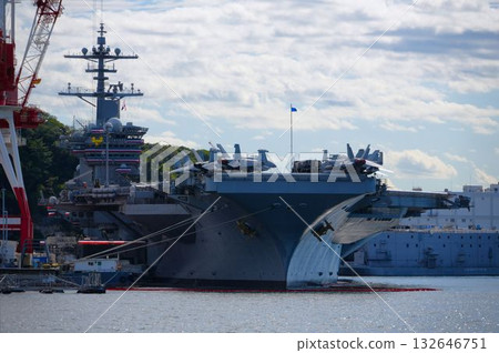 aircraft carrier 132646751
