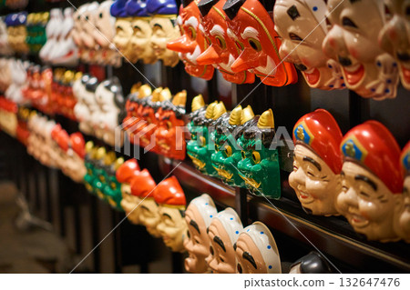 攤位上的口罩 132647476