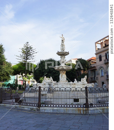 Fountain in city centre of Messina, Sicily Fountain in city centre of Messina, Sicily 132648841