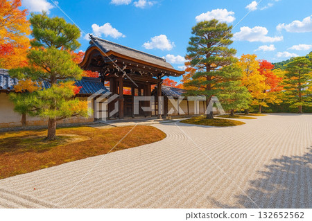 天龍寺枯山水庭園，秋葉 132652562