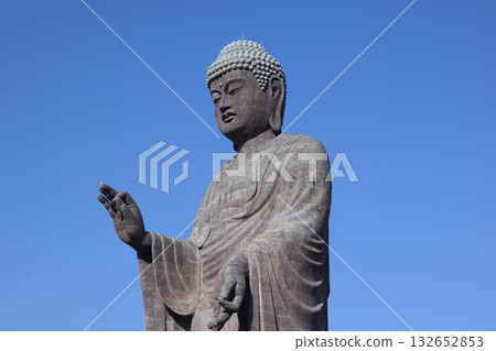 Ushiku Daibutsu The world's largest bronze statue 132652853