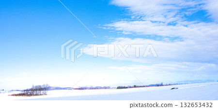 The magnificent scenery of Biei, Hokkaido, under the blue winter sky The magnificent scenery of Biei, Hokkaido, under the blue winter sky 132653432
