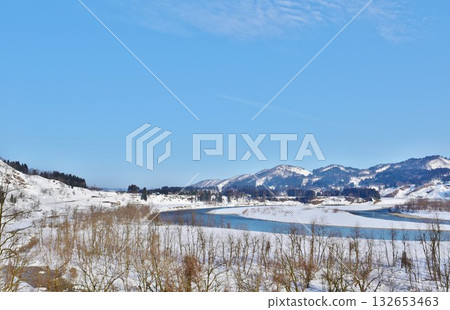 Shinano river winter scenery 132653463