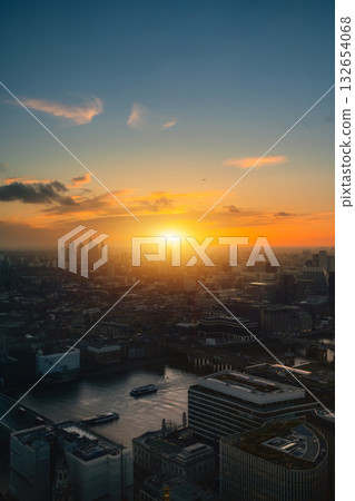 Orange Cast of The Sunset Over The City Of London 132654068