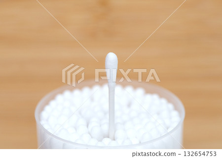 Various cotton swabs Various cotton swabs 132654753