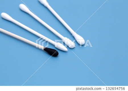 Cotton swabs (types, uses, how to choose) Cotton swabs (types, uses, how to choose) 132654756