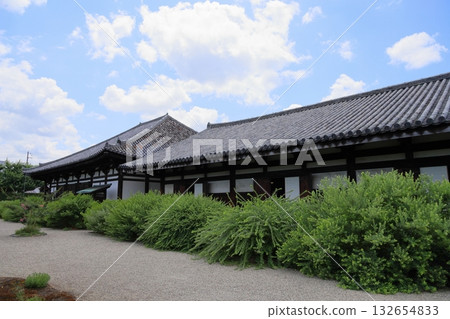 Summer Gangoji Temple Zen Room Gokurakudo Roof Tiles Summer Gangoji Temple Zen Room Gokurakudo Roof Tiles 132654833