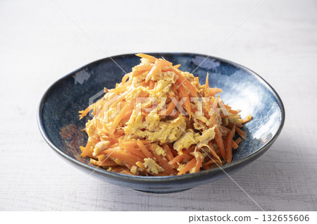 胡蘿蔔有光澤 132655606