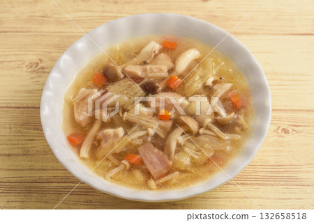 Bacon and mushroom soup 132658518