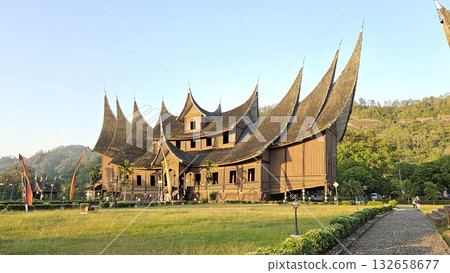 This is traditional house name Rumah Gadang Pagaruyung This is traditional house name Rumah Gadang Pagaruyung 132658677