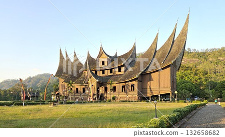 This is traditional house name Rumah Gadang Pagaruyung This is traditional house name Rumah Gadang Pagaruyung 132658682