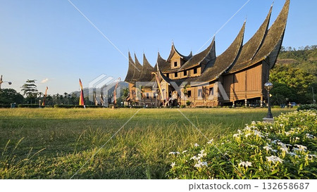 This is traditional house name Rumah Gadang Pagaruyung This is traditional house name Rumah Gadang Pagaruyung 132658687