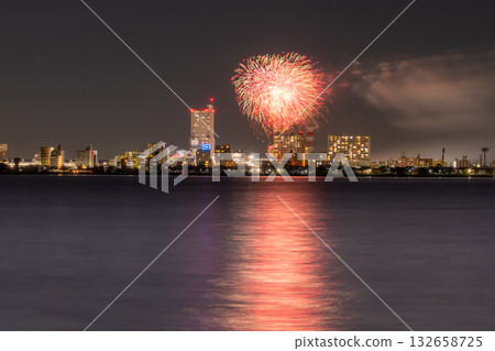 Tsuchiura National Fireworks Competition, Ibaraki Prefecture Tsuchiura National Fireworks Competition, Ibaraki Prefecture 132658725