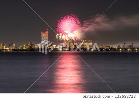 Tsuchiura National Fireworks Competition, Ibaraki Prefecture 132658728