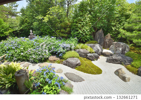 靈幻院花園 132661271