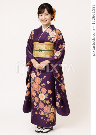 A woman in a kimono 132661555