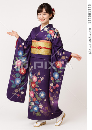 A woman in a kimono 132661556
