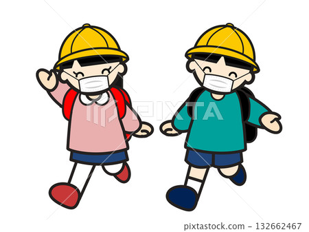 孩子們戴著口罩,微笑地去上學。 孩子們戴著口罩,微笑地去上學。 132662467