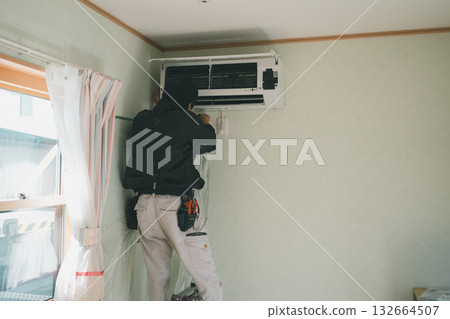 air conditioning, constructing, gents 132664507