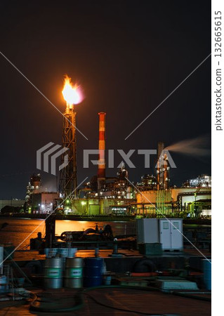 火炬塔工廠的夜景 132665615
