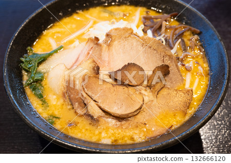 Delicious miso ramen 132666120