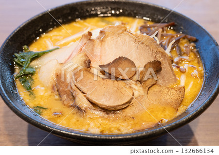 Delicious miso ramen 132666134