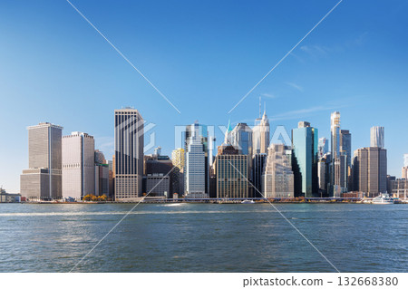 The New York Manhattan skyline 132668380