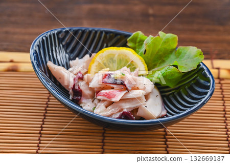 章魚頭佐以蔥花和鹽 132669187