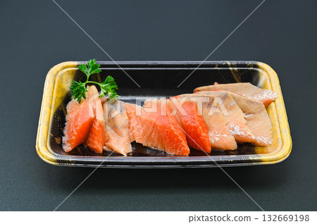 Cherry salmon sashimi Cherry salmon sashimi 132669198