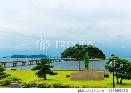 Takeshima and Fujiwara no Shunzei 132669680