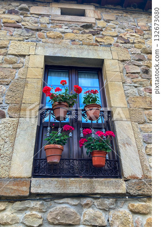 Cozy Casa Molleda Posada house in Pejanda, Cantabria, with a traditional facade and peaceful rural surroundings. Cozy Casa Molleda Posada house in Pejanda, Cantabria, with a traditional facade and peaceful rural surroundings. 132673080