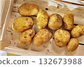 Harvested potatoes studio shot 132673988