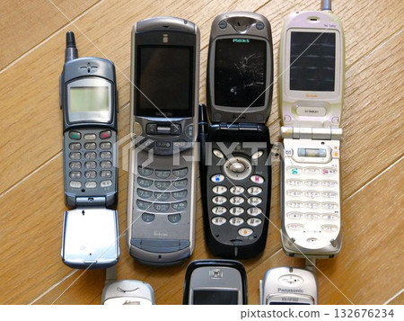 復古手機(功能手機) 復古手機(功能手機) 132676234