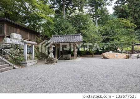 奈良縣/入川神社下社的長津屋(攝於2025年8月) 奈良縣/入川神社下社的長津屋(攝於2025年8月) 132677525