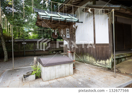 Nara Prefecture / Sacred water at the lower shrine of Nyukawakami Shrine (photographed in August 2025) 132677566
