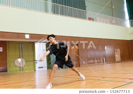 羽毛球俱樂部活動場景 132677713