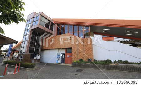 Toro Station on the JR Tohoku Line (Utsunomiya Line), seen from the east exit 132680082