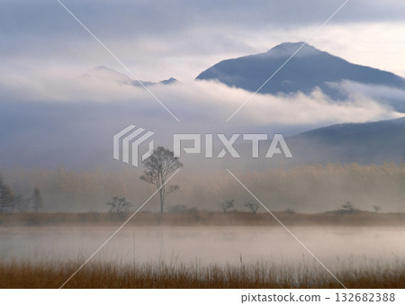 Material Dictionary Vol.94 Landscape of the Four Seasons and Peace. High quality photo Material Dictionary Vol.94 Landscape of the Four Seasons and Peace. High quality photo 132682388