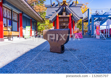 [Yamanashi Prefecture] Mount Fuji Komitake Shrine Tengu's Great Axe Autumn 132685707