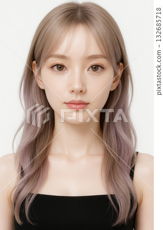 一位年輕女模特兒的美麗形象 132685718