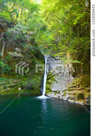 赤目四十八瀑布、赤目五瀑布、布引瀑布 132689445