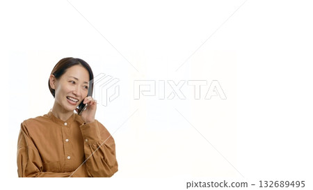Woman on the phone (small) Text material 132689495